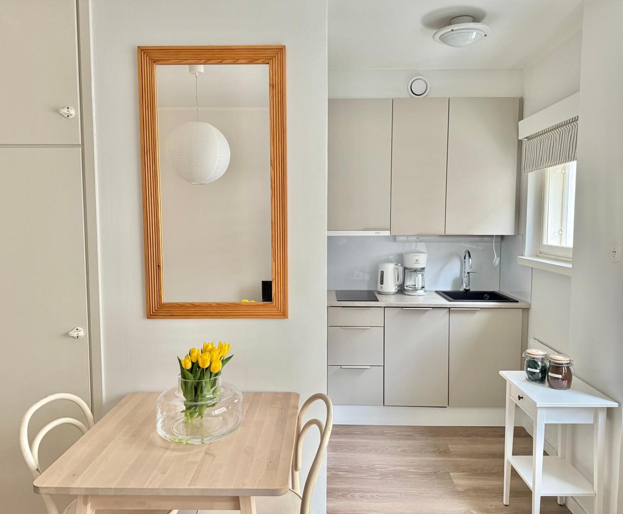 Just Renovated Stylish Nordic Studio By Tram Stop Хелзинки Екстериор снимка