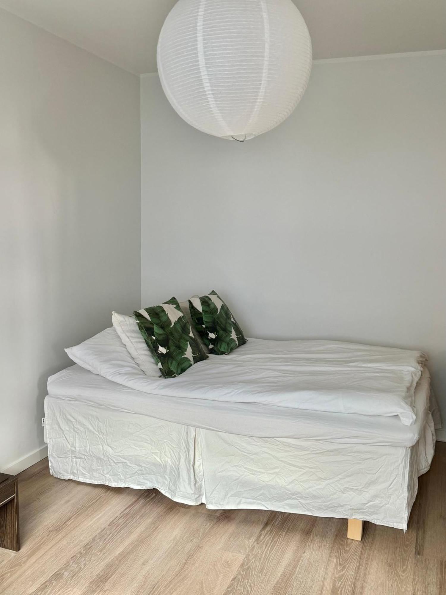 Just Renovated Stylish Nordic Studio By Tram Stop Хелзинки Екстериор снимка